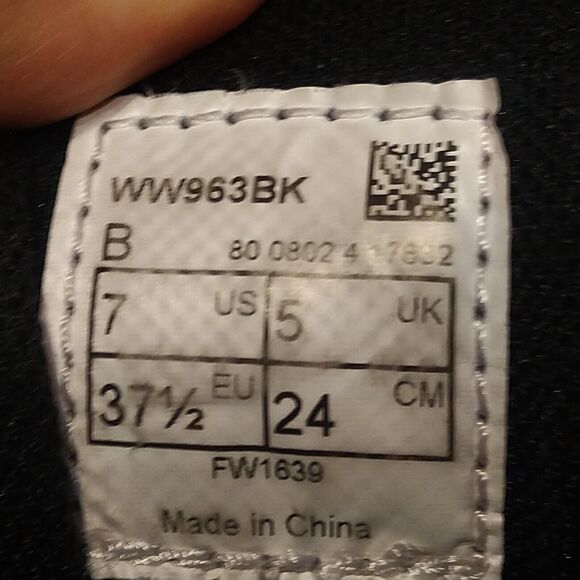 Rare New Balance 963 WW963BK Womens Hiking Shoes Sneakers Sz 7 Black Lace Up - Picture 10 of 12